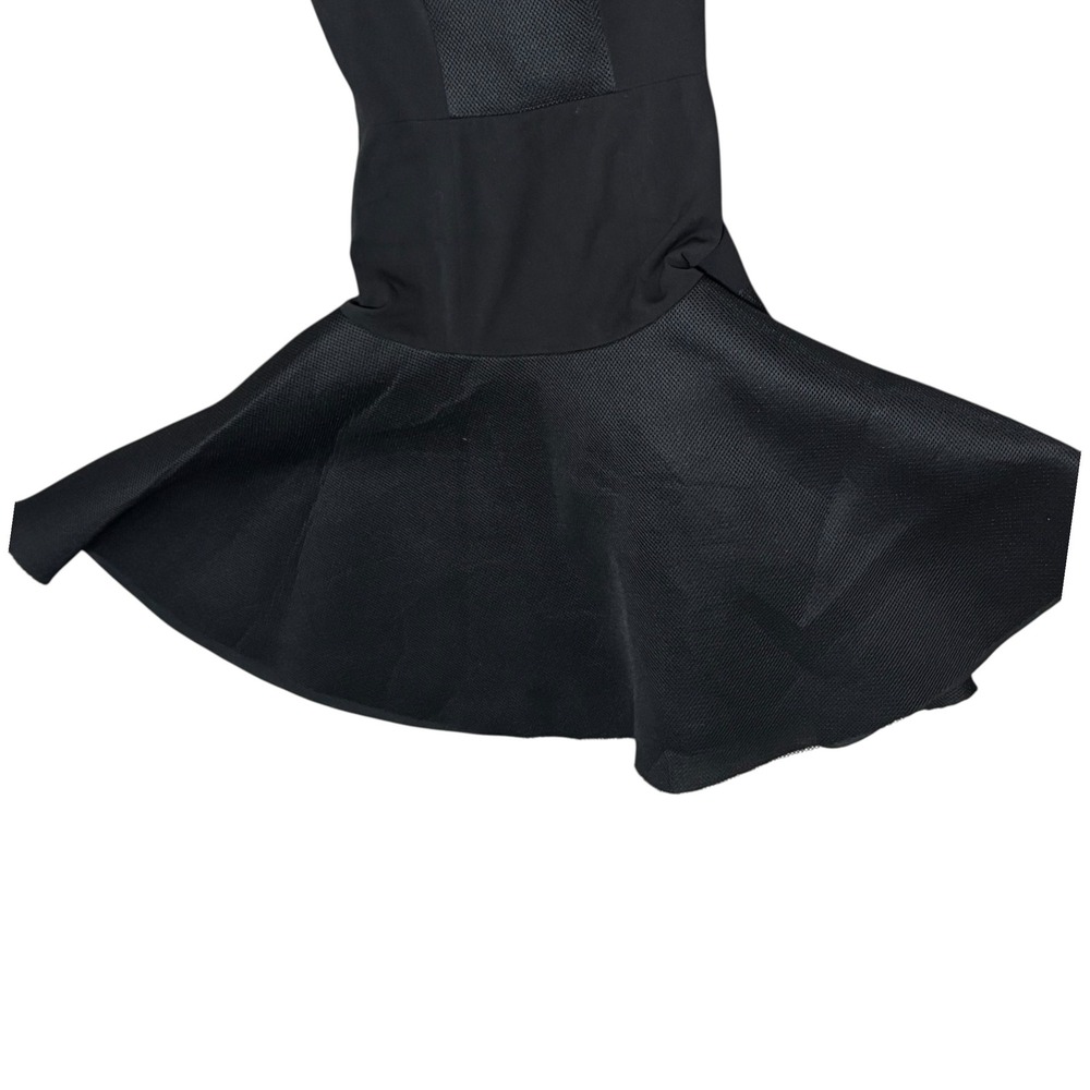 Black Halo NWT Black Mixed Media Mesh Hem Cocktail Sz‎ 4 LBD Formal Chic Evening - Picture 6 of 13